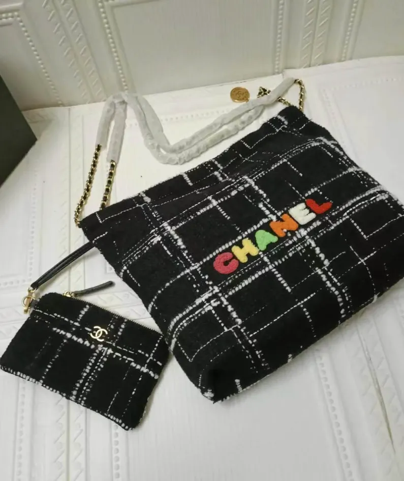 Flannel Size: 35x37x7cm Style: 910