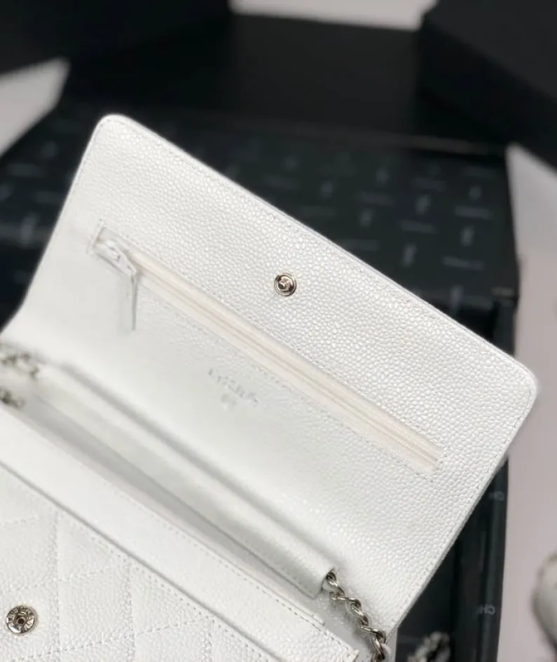 Lambskin Shoulder Chain Bag Style Number: 33814