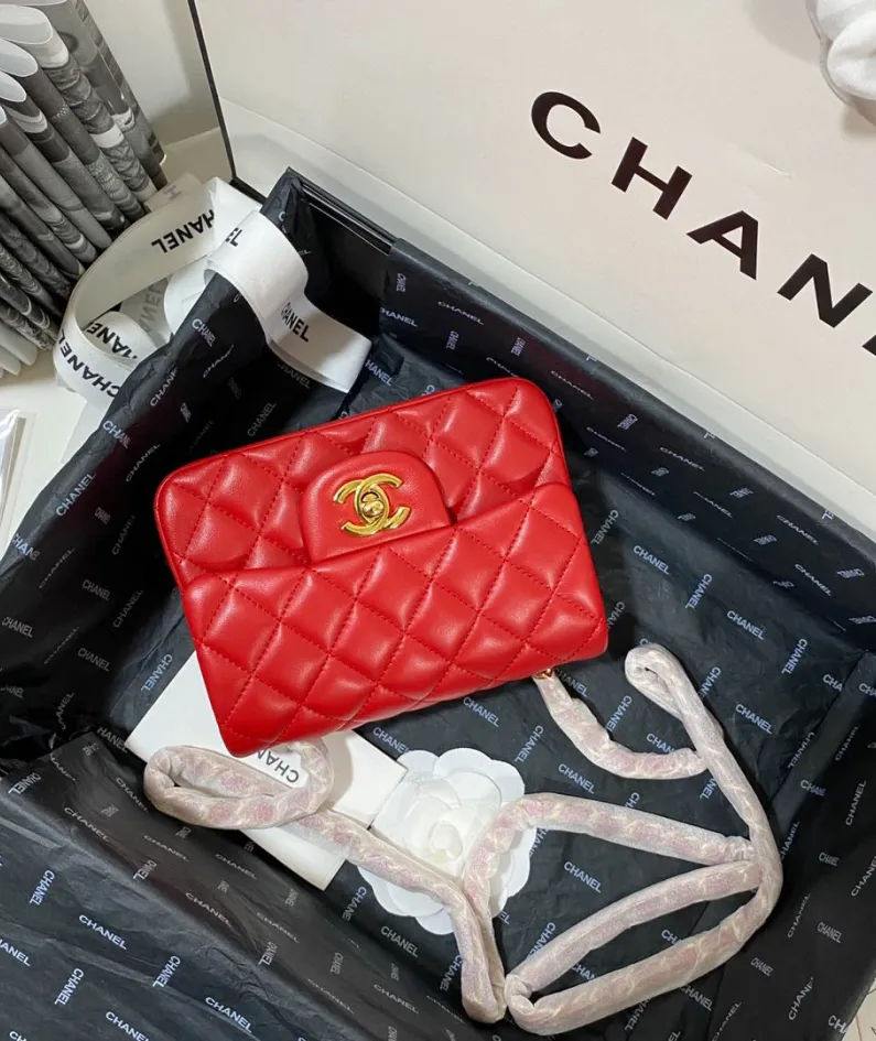 Lambskin Model: 1115 Size: 17cm