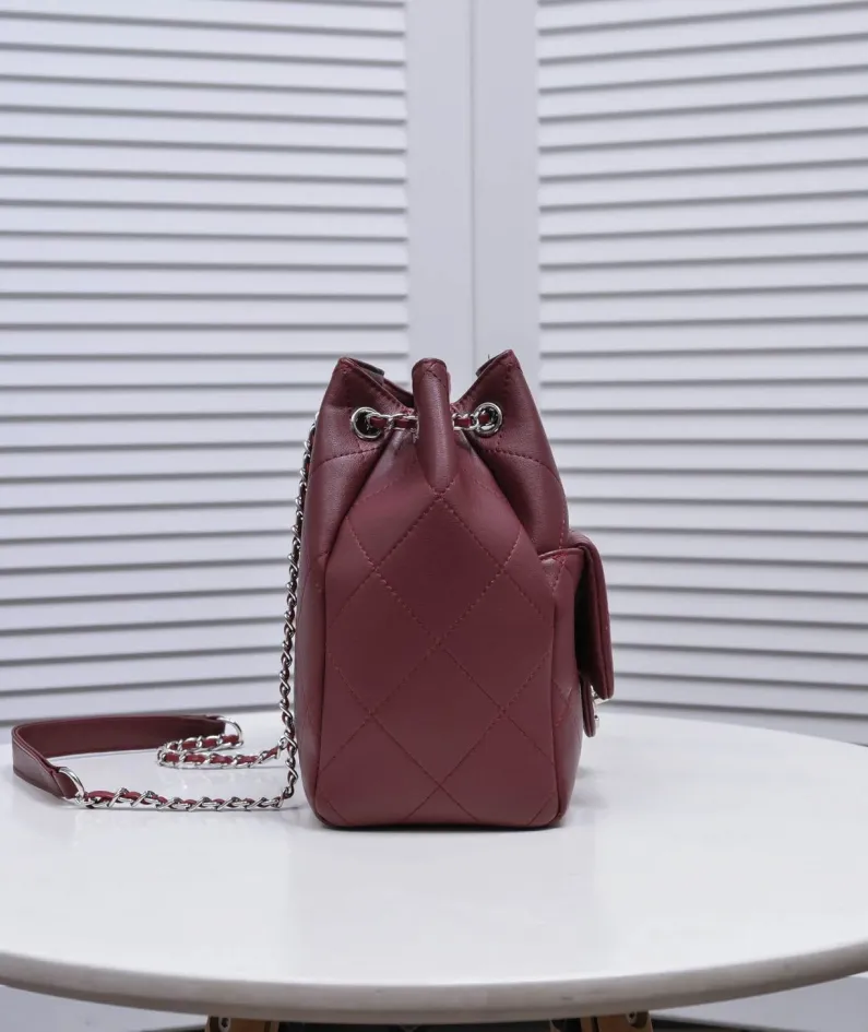 Chanel Style: 9067 Size: 26x23cm