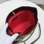Chanel size: 22x16cm