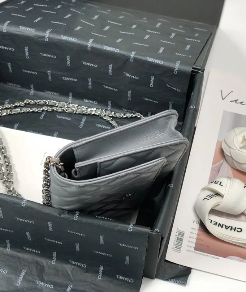 Lambskin Shoulder Chain Bag Style Number: 33814