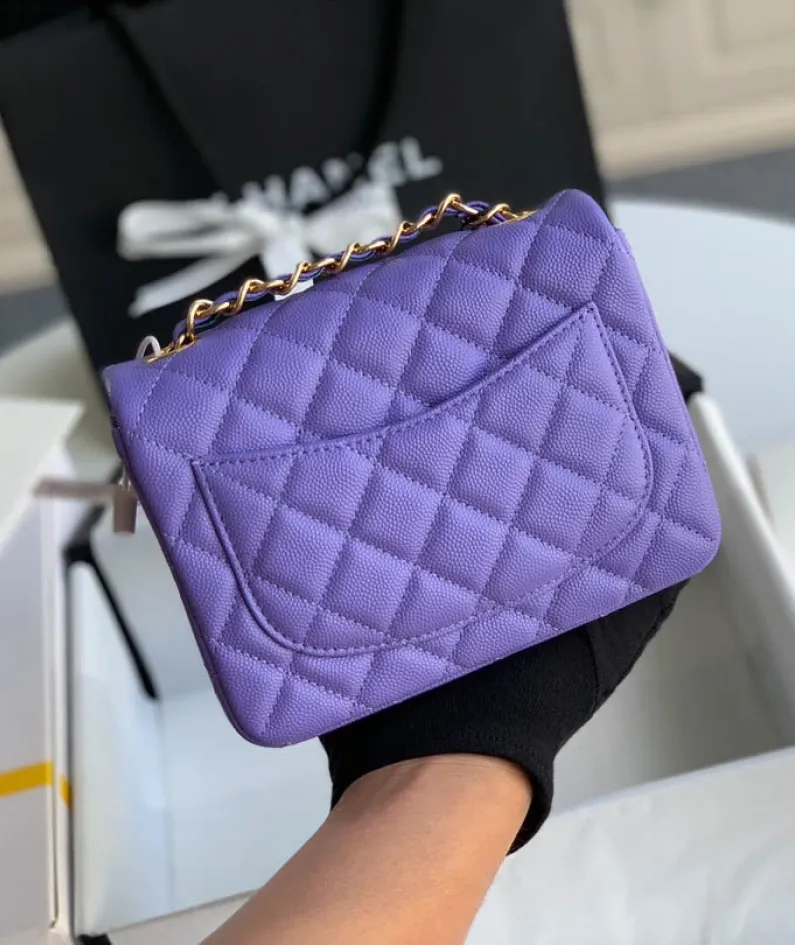 Lambskin Model: 1115 Size: 17cm