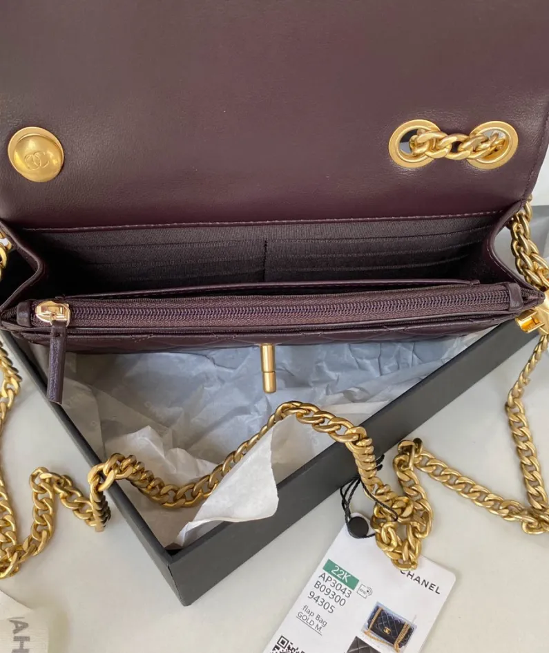 Lambskin Size: 19 cm