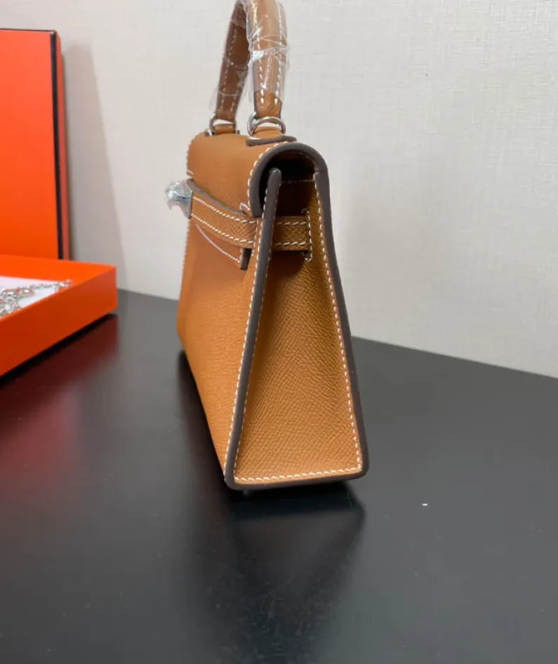 Mini Size: 21cm