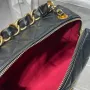 Chanel shoulder bag size: 22*10*15