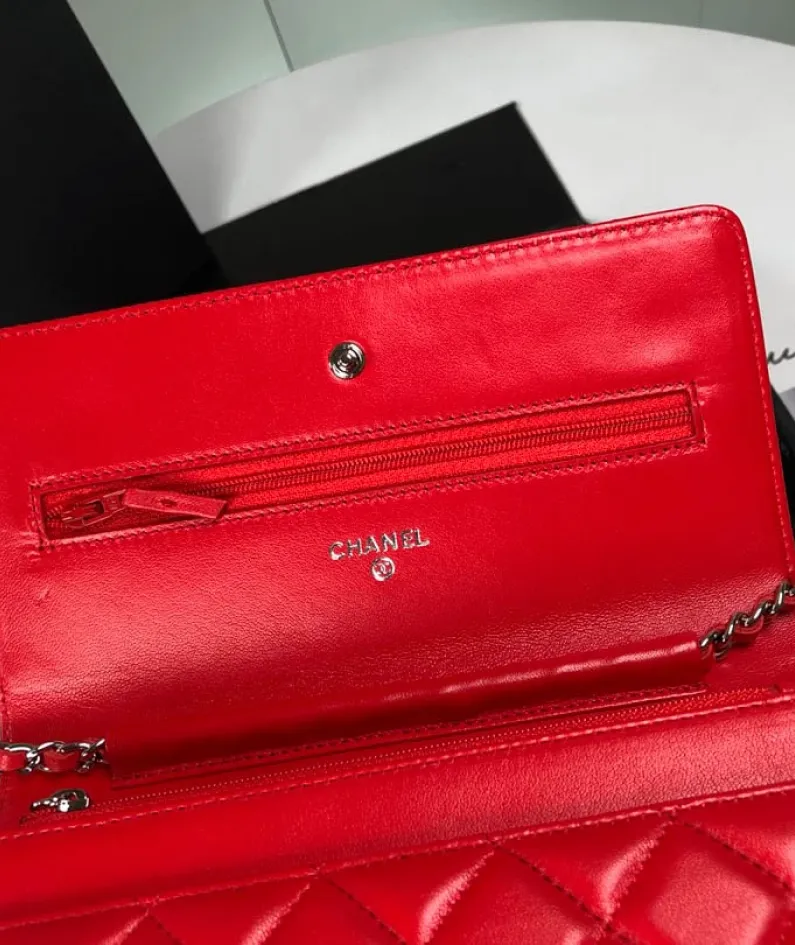 Lambskin Shoulder Chain Bag Style Number: 33814