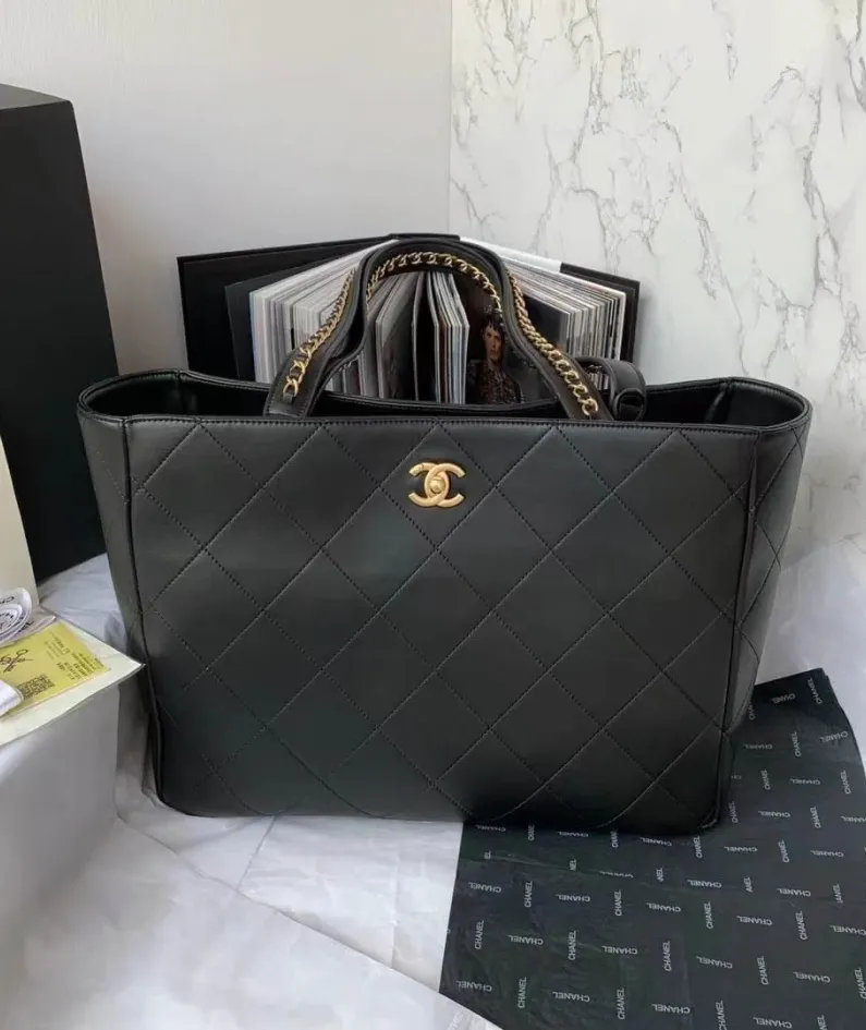 CHANEL Style: AS3508 Size: 38/28/14