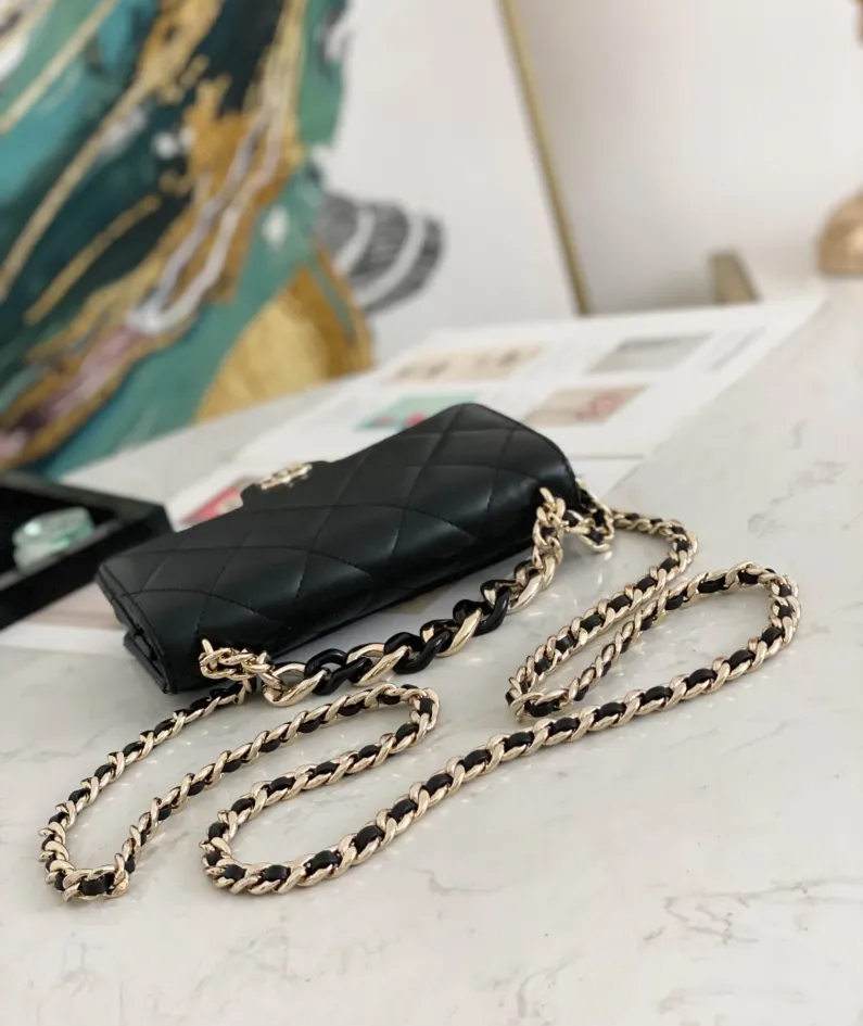 Lambskin Size: 19cm Style: 81171