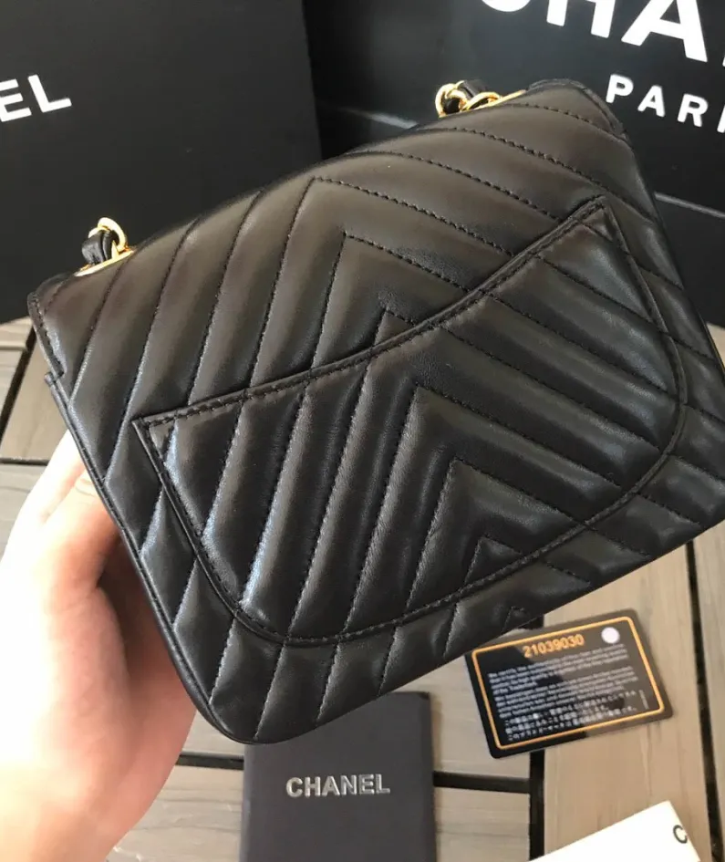 Lambskin Model: 1115