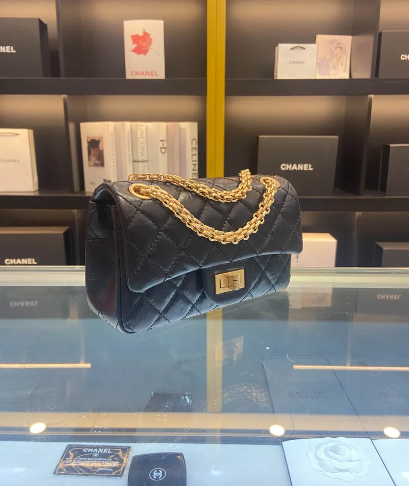 CHANEL size: 20cm