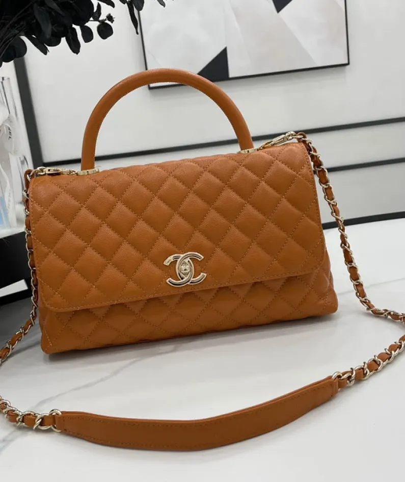 Chanel Size: 19cm*23cm*28cm Model: AS2215/92990/92991