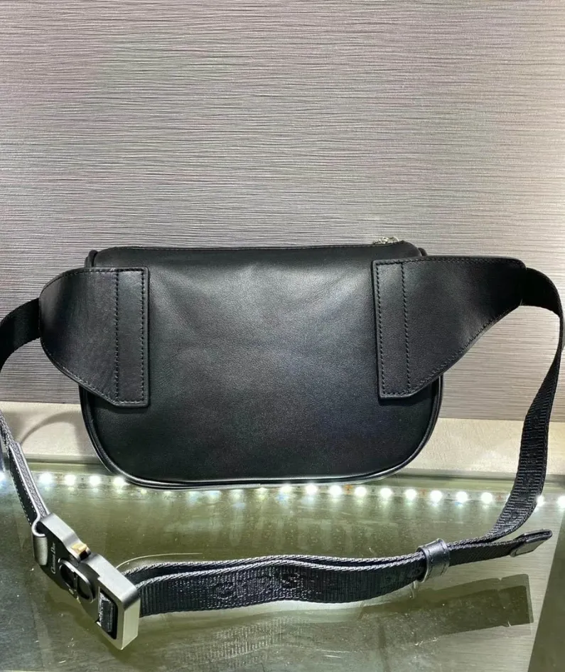 Size: 19x14x6cm