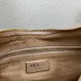 Prada Women's Bag Size: 24x17cm 1BC151
