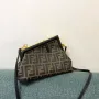 FEND1 First Size: 32.5x15x23.5cm 26x9.5x18cm