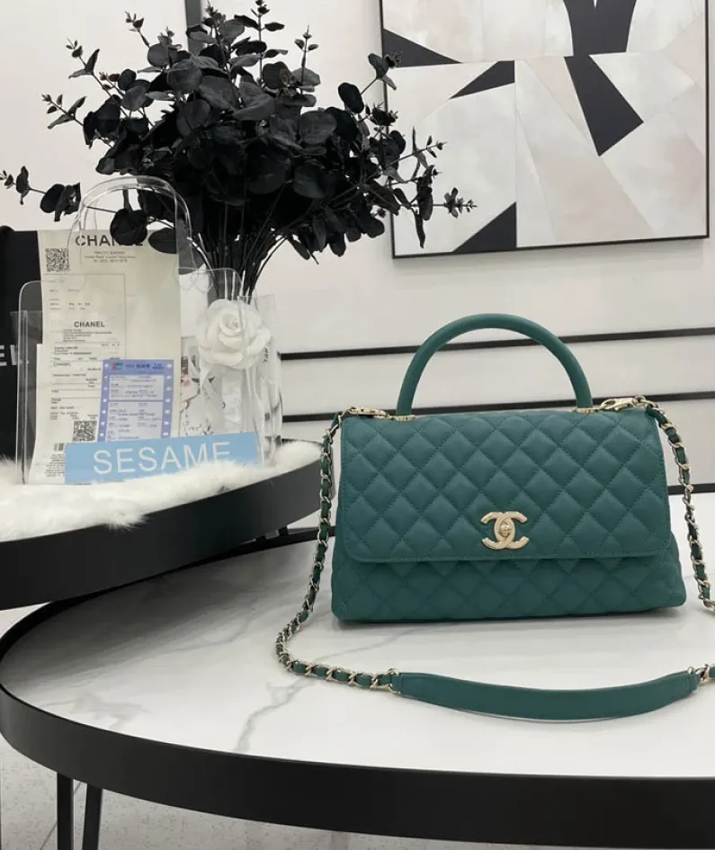 Chanel Size: 19cm/23cm/28cm Model Number: AS2215/92990/92991