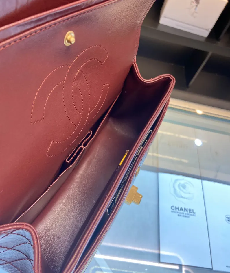 CHANEL Size: 24cm Ident No.: 037586