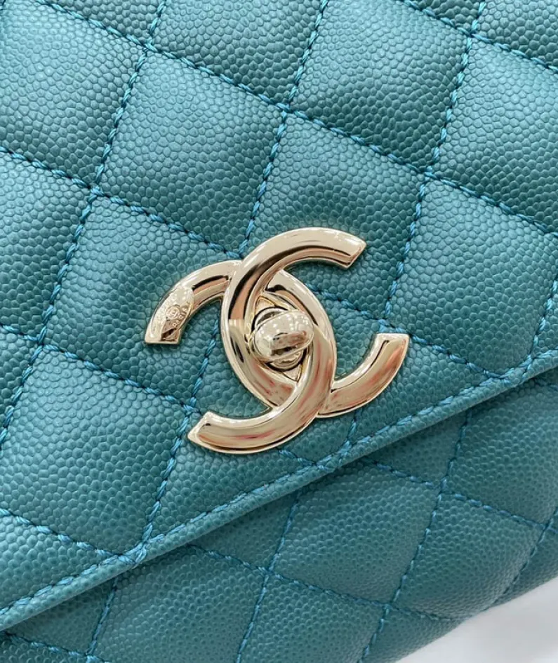 Chanel Size: 19cm/23cm/28cm Model Number: AS2215/92990/92991