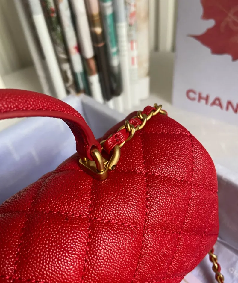 Handbag Size: 20x14x7 Model: AS243