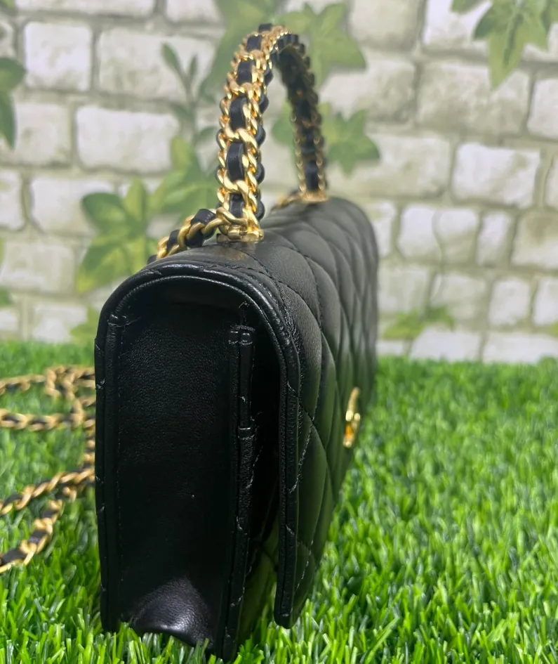 Chanel Stewardess Bag Size: 19cm Style: AP3009