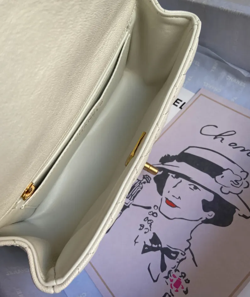 Handbag Size: 20x14x7 Model: AS243