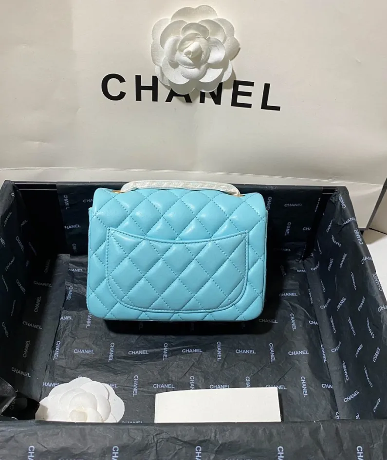 Lambskin Model: 1115 Size: 17cm