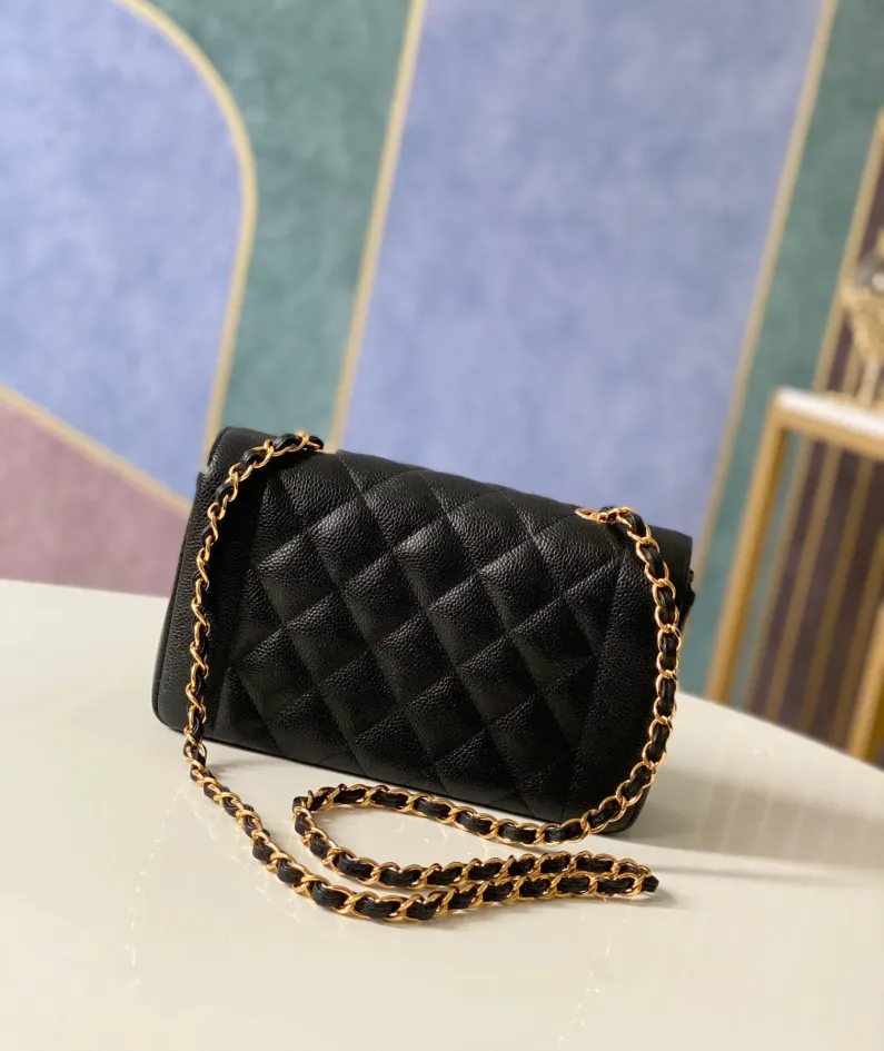 Chane Chain Bag Leather Shoulder Size: 22.5 14 7cm Code: 87062