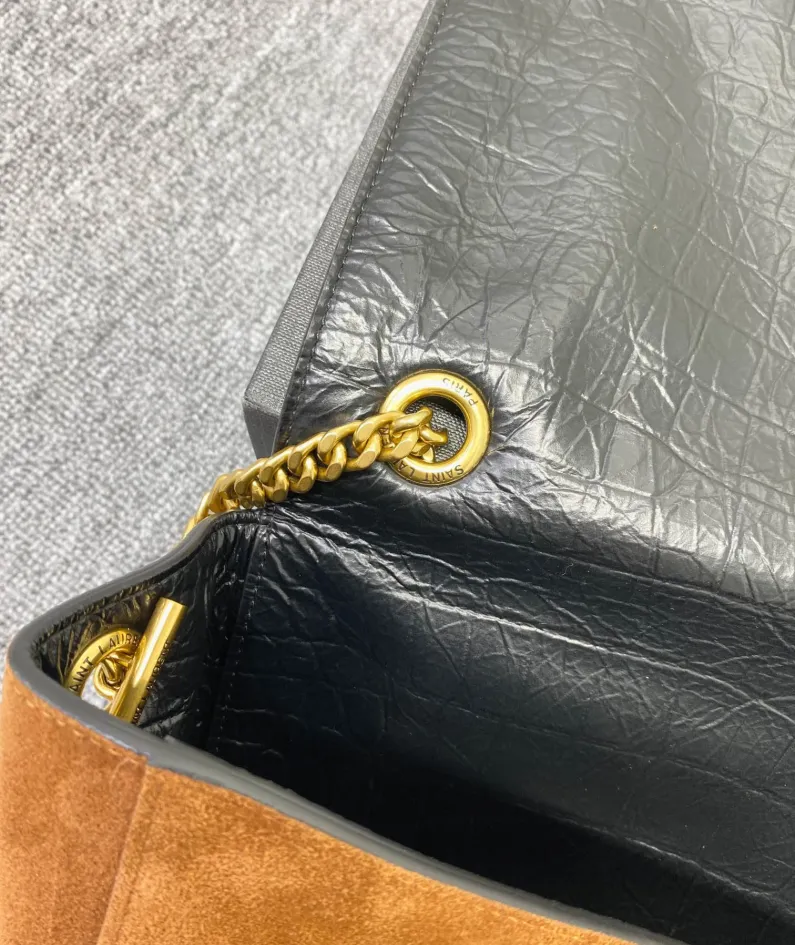 Saint Laurent Size: 28cm Code: 553804
