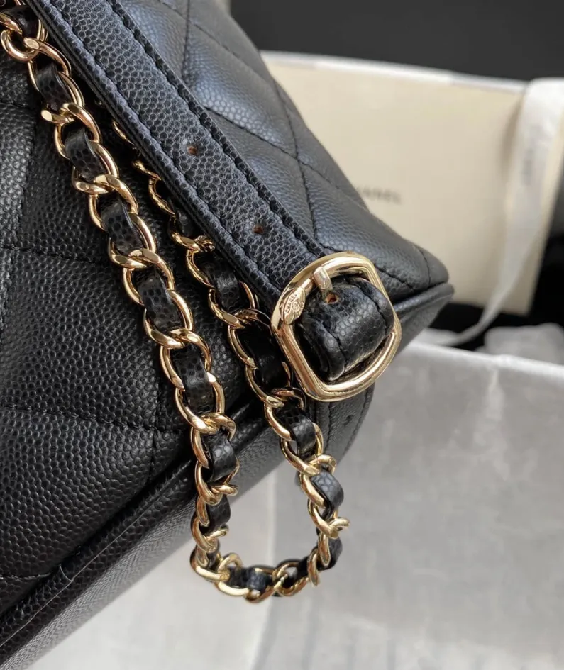 CHANEL Style: AS3508 Size: 38/28/14