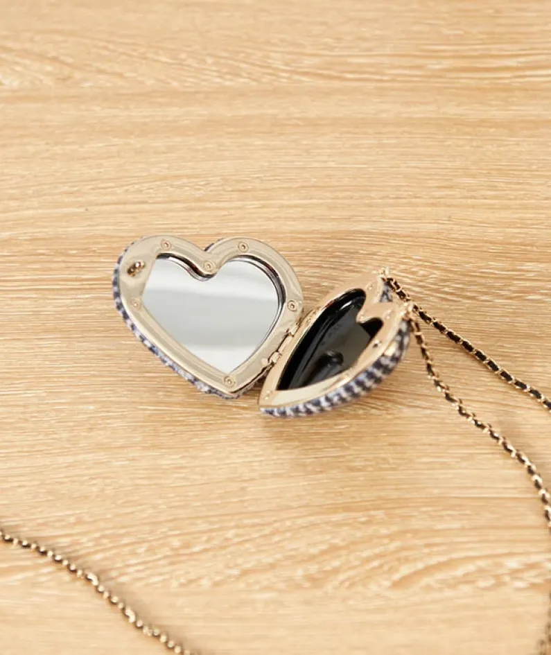 Embroidered peach heart fabric and leather