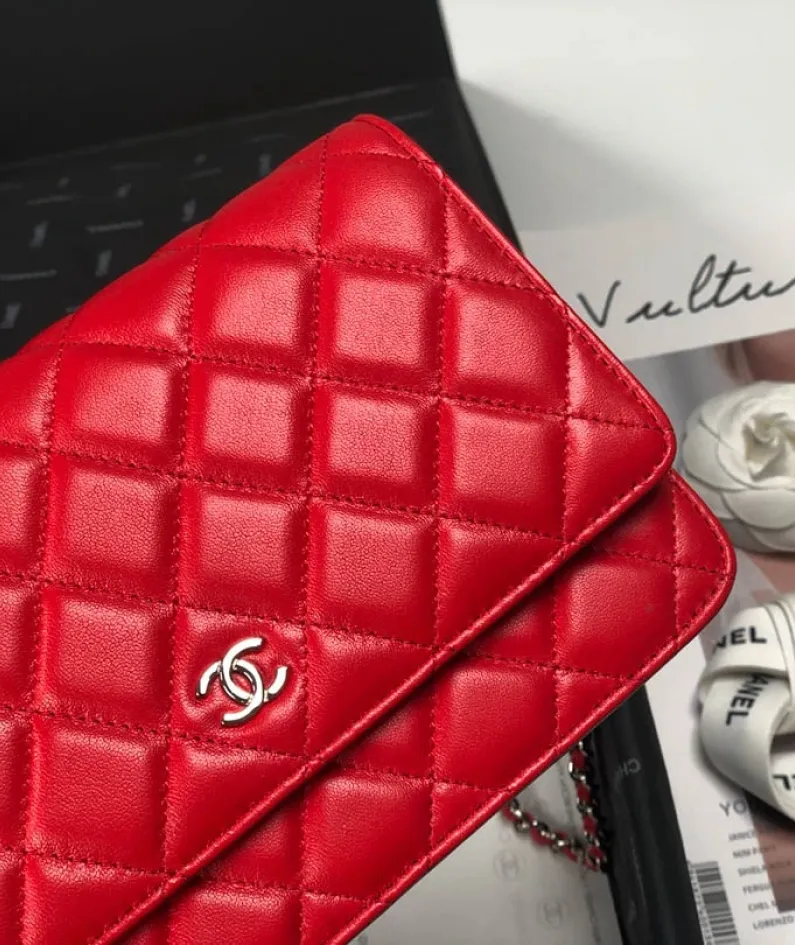 Lambskin Shoulder Chain Bag Style Number: 33814