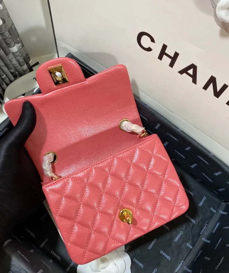 Lambskin Model: 1115