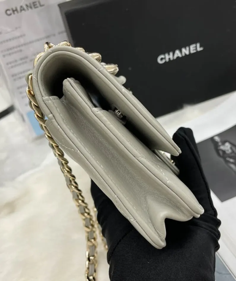 Handbag Size: 19cm Model Number: AP2377/B07302