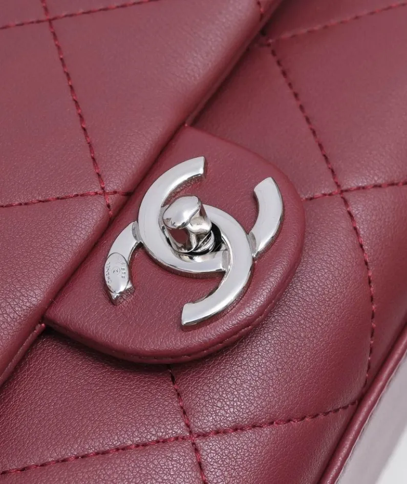 Chanel Style: 9067 Size: 26x23cm