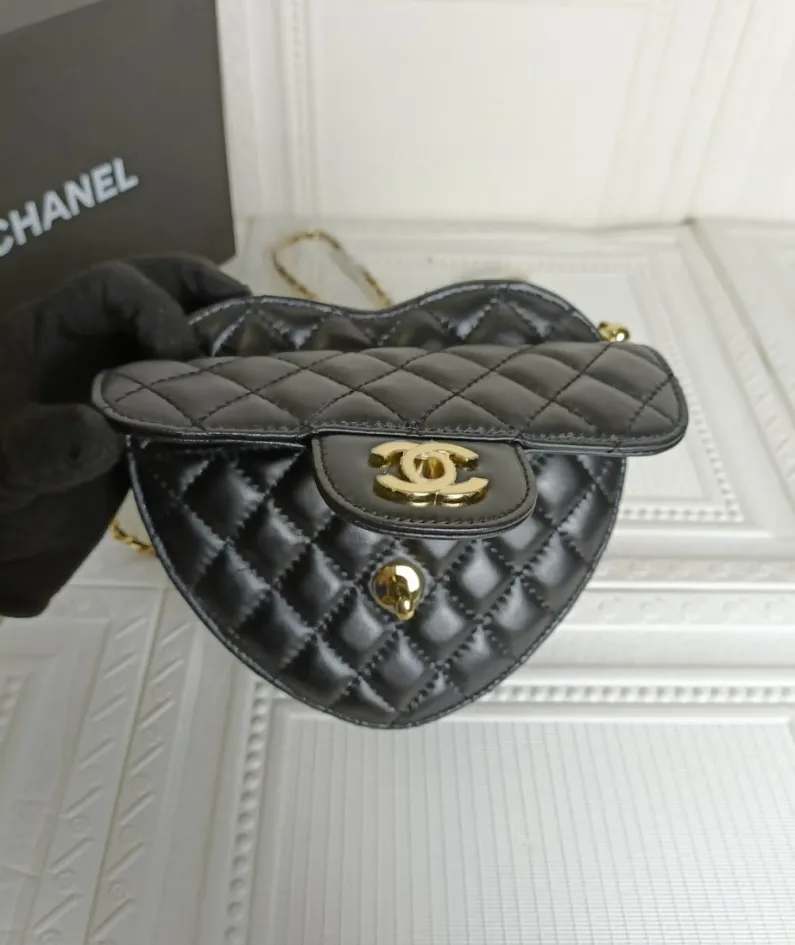 Love Bag Size: 16.5186.5cm Style: 2026