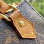 Louis Vuitton Size: 14.0 x 17.0 x 5.0 cm