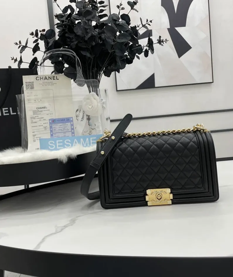 Diamond ball calfskin Size: 25cm