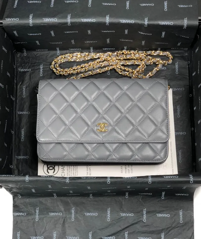 Lambskin Shoulder Chain Bag Style Number: 33814