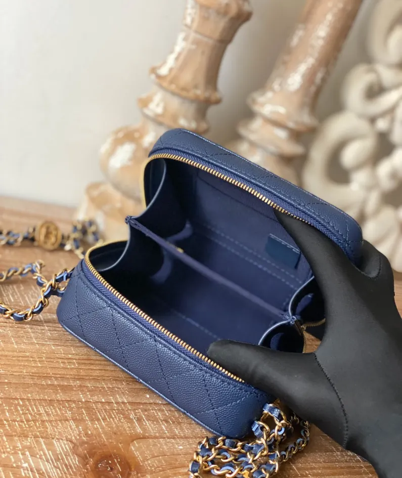 Cosmetic bag Model number: 2858 Size: 14x10x7cm