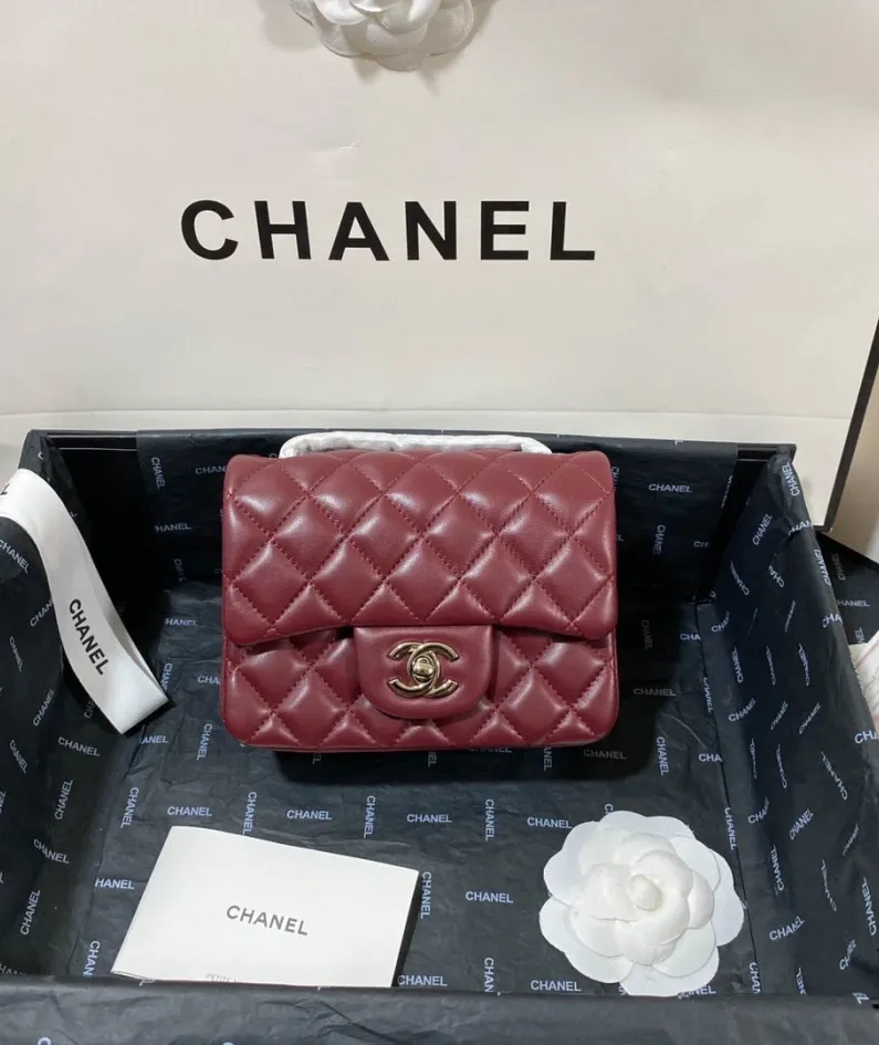 Lambskin Model: 1115 Size: 17cm