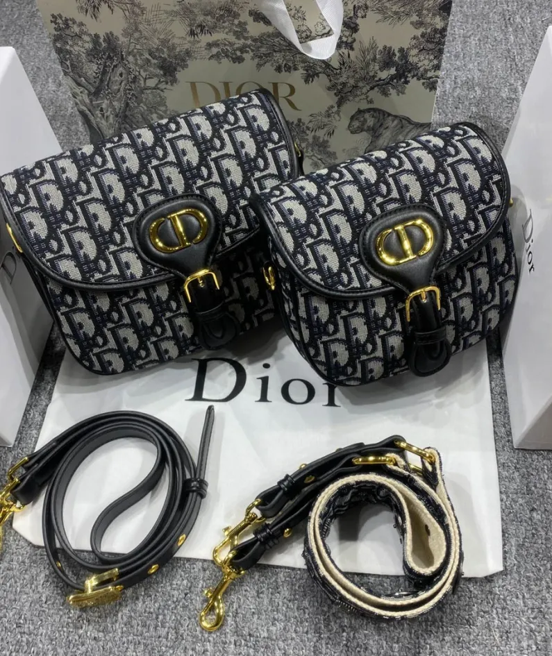 Size: 18x14x5cm 22x17x6cm