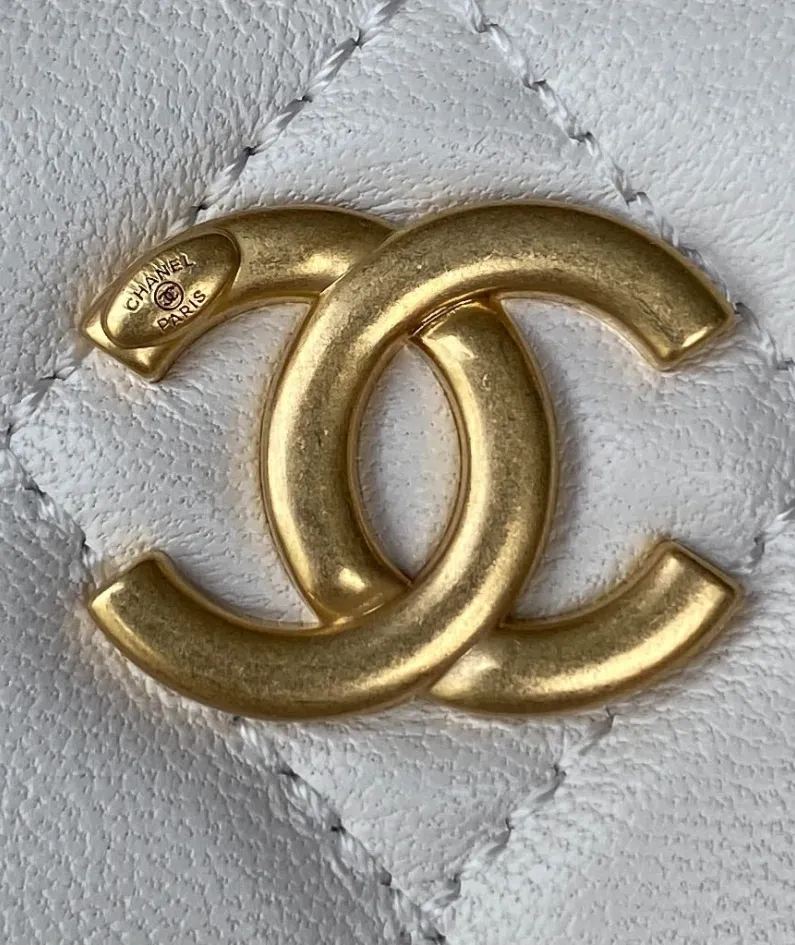 Retro chic chain Size: 17*9.5*8*cm