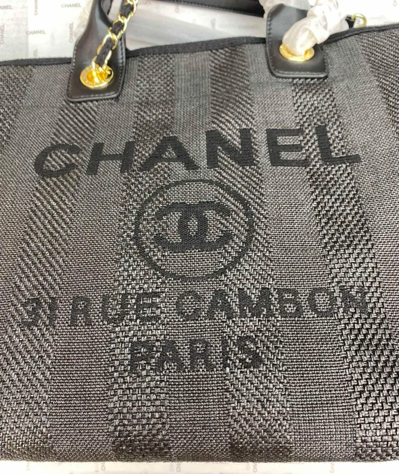 Chanel Women's Shoulder Bag Model: 8819 Size: 48*38*30*14