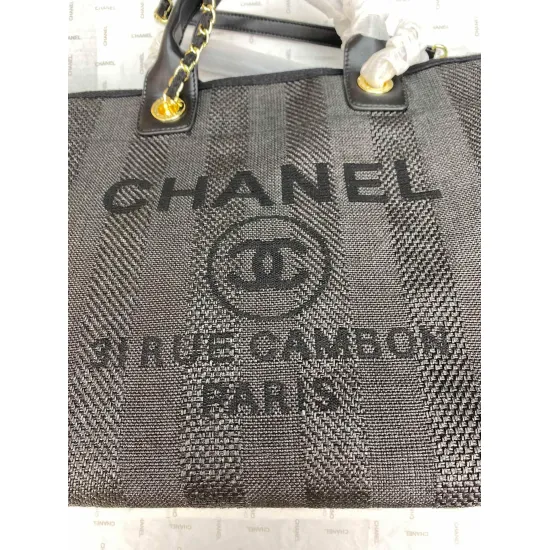 Chanel Women's Shoulder Bag Model: 8819 Size: 48*38*30*14