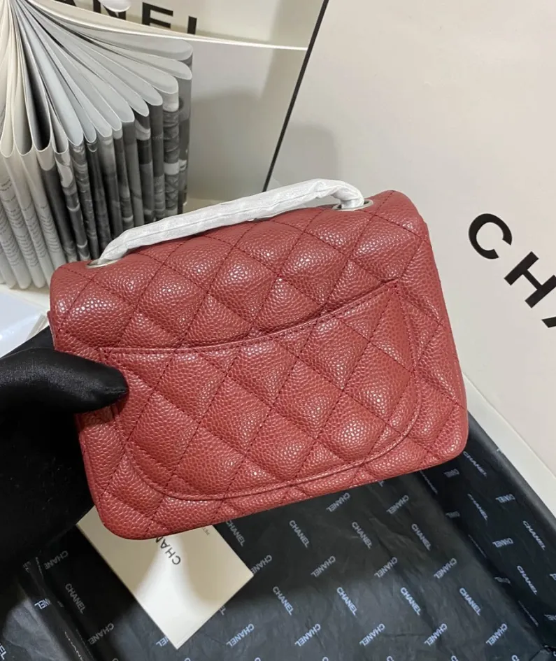 Lambskin Model: 1115 Size: 17cm