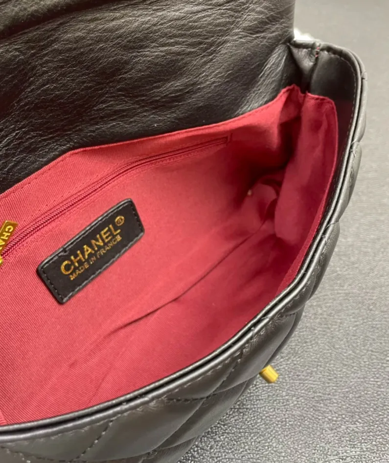 Chanel Small Square Bag Style: 6008 Size: 26*16*5.5