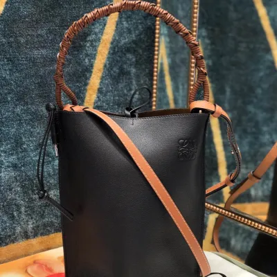 Bucket bag Model:323A