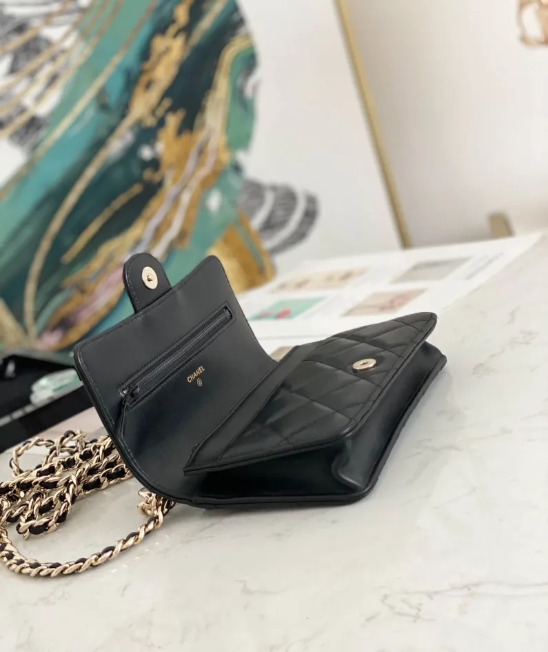 Lambskin Size: 19cm Style: 81171