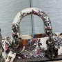 Lady Winter Garden Collection