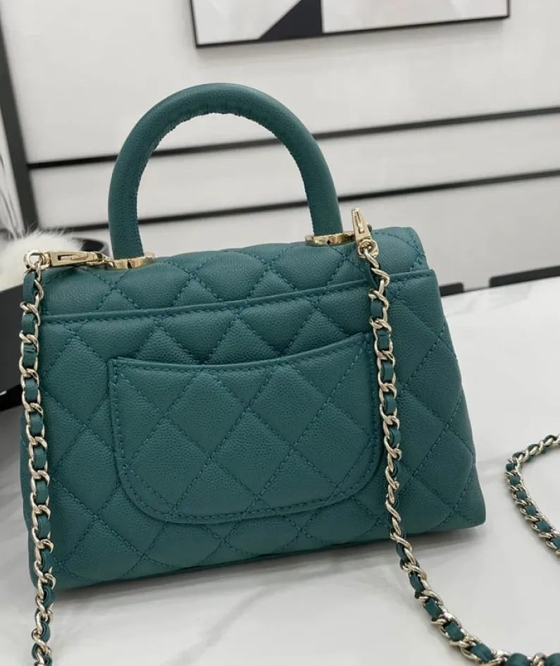 Chanel Size: 19cm/23cm/28cm Model Number: AS2215/92990/92991